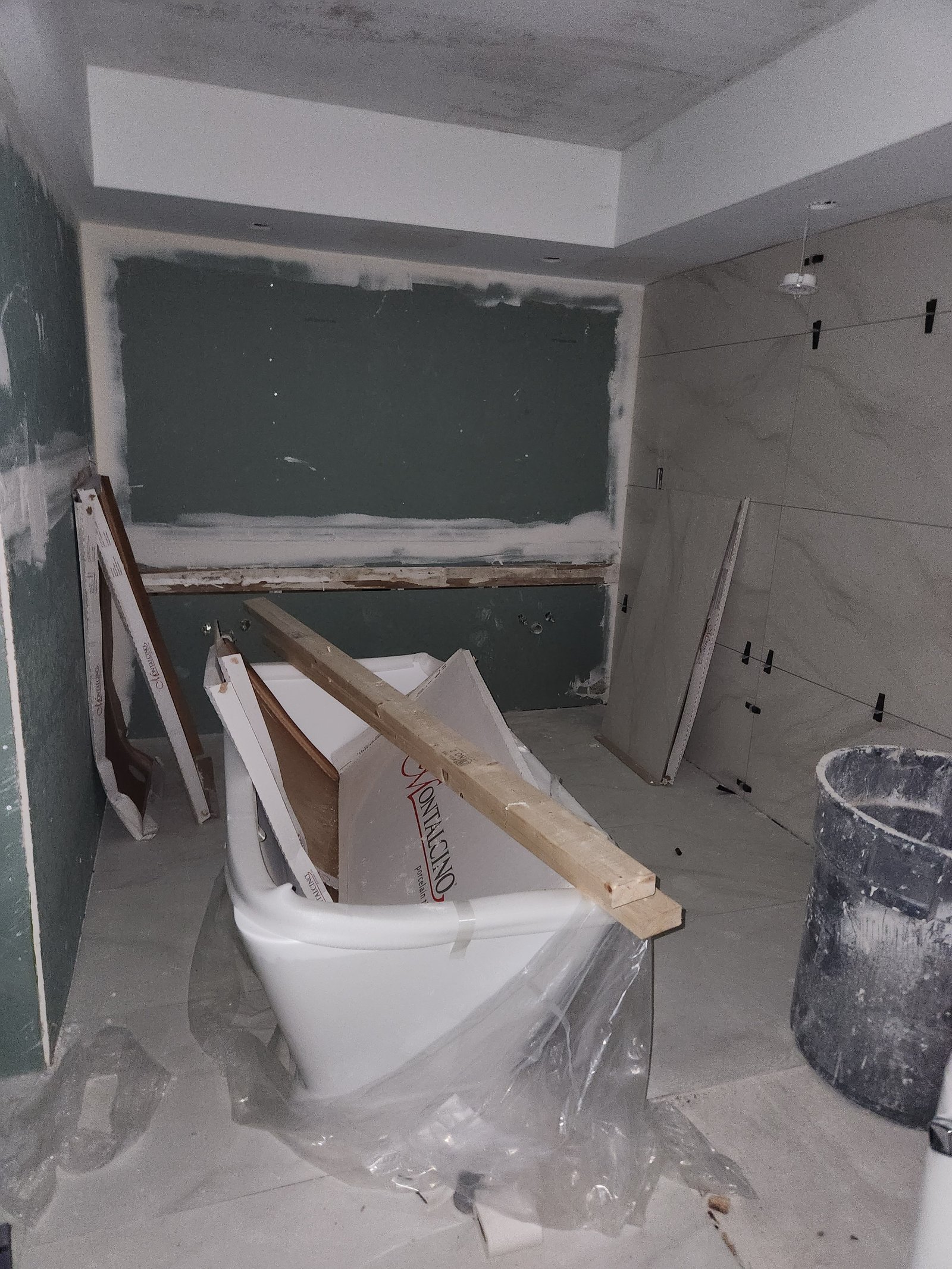 Restructuring of the bathroom layout and functionality